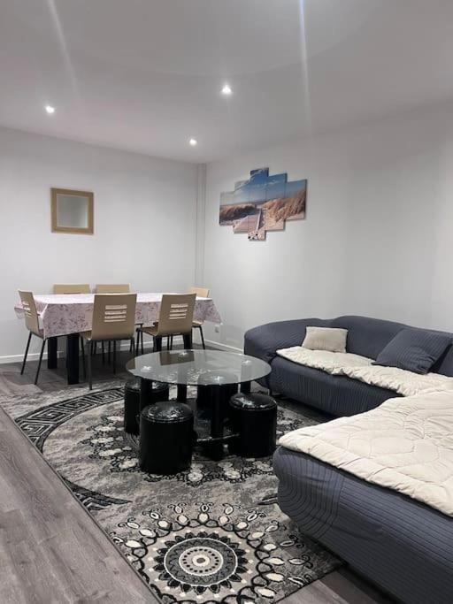 Logement Friville Bagian luar foto