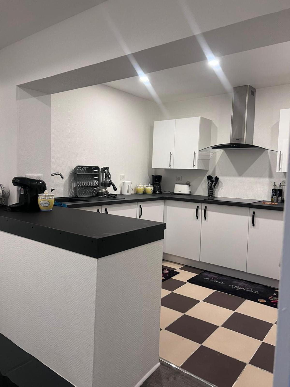 Logement Friville Bagian luar foto